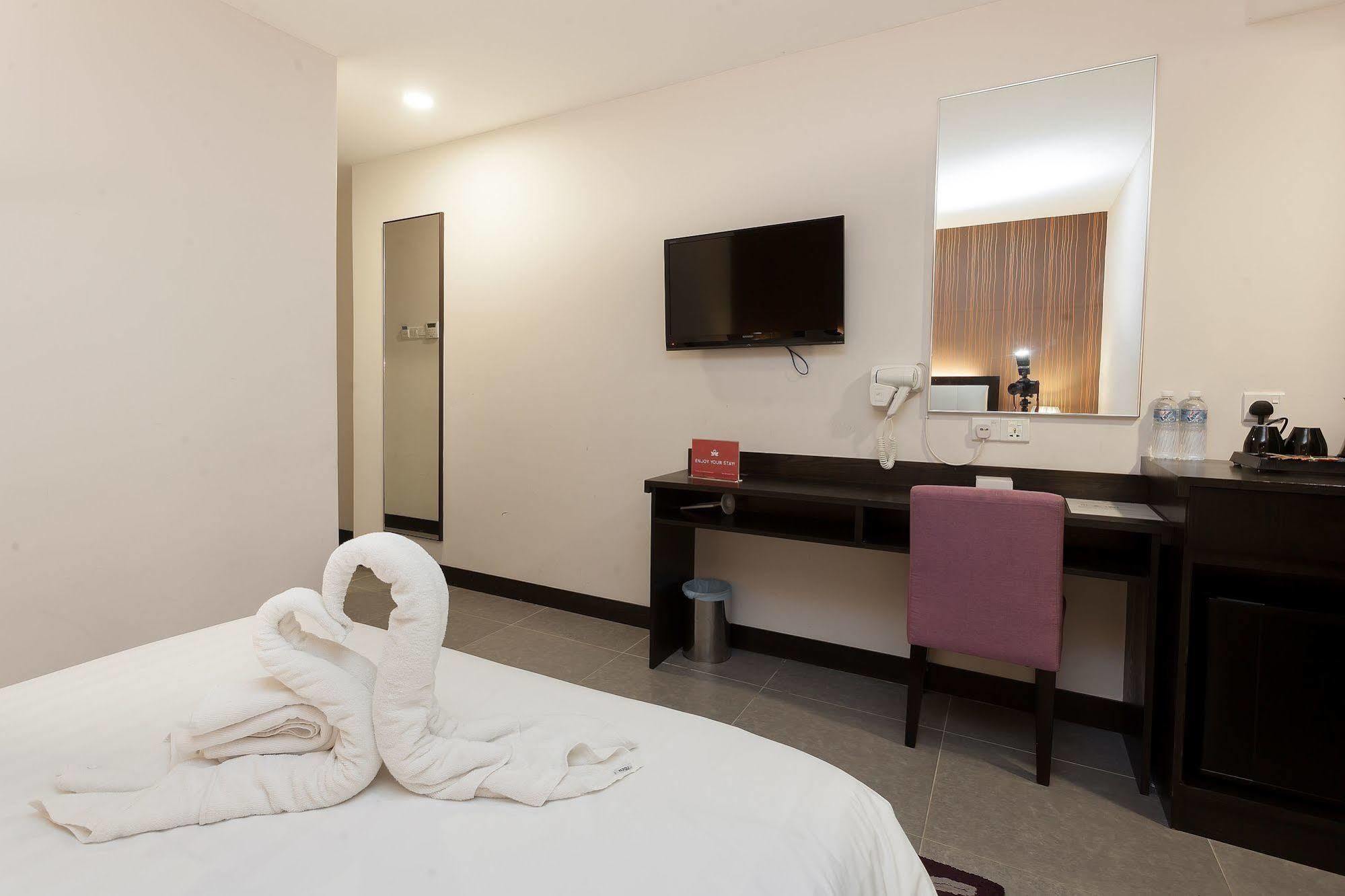 Zen Rooms Near Sogo Kuala Lumpur Bagian luar foto