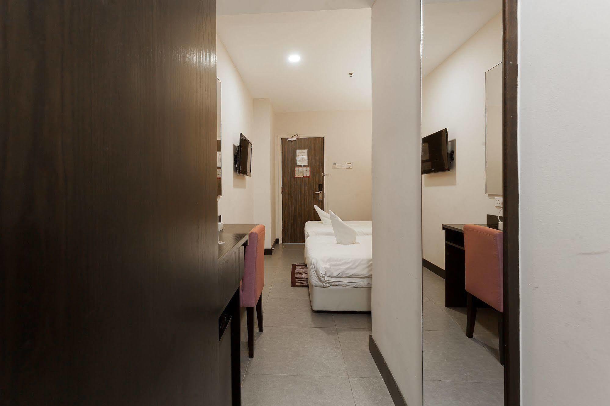 Zen Rooms Near Sogo Kuala Lumpur Bagian luar foto